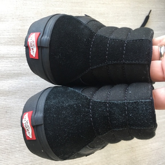 Sold: Vans Hightop Athletic Shoes - Picture 9 of 10